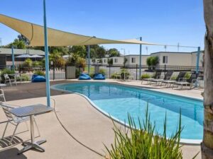 Heated outdoor swimming pool at BIG4 Moama Holiday Park